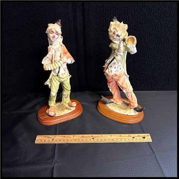 LOT OF 2 CLOWN FIGURES