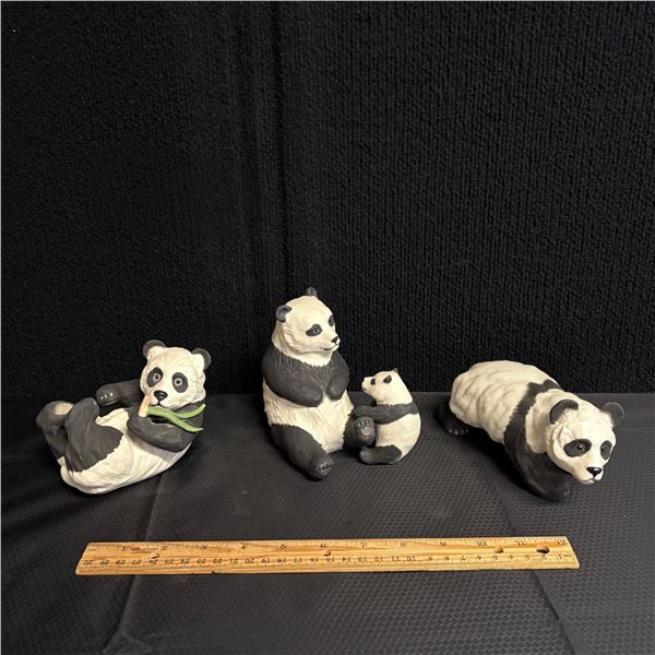 LOT OF 3 PANDAS