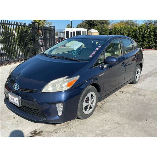 TOYT PRIUS 2013 T-DON - SMOG