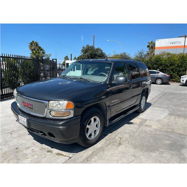 GMC YUKON 2004 APP  DUP/T-DON