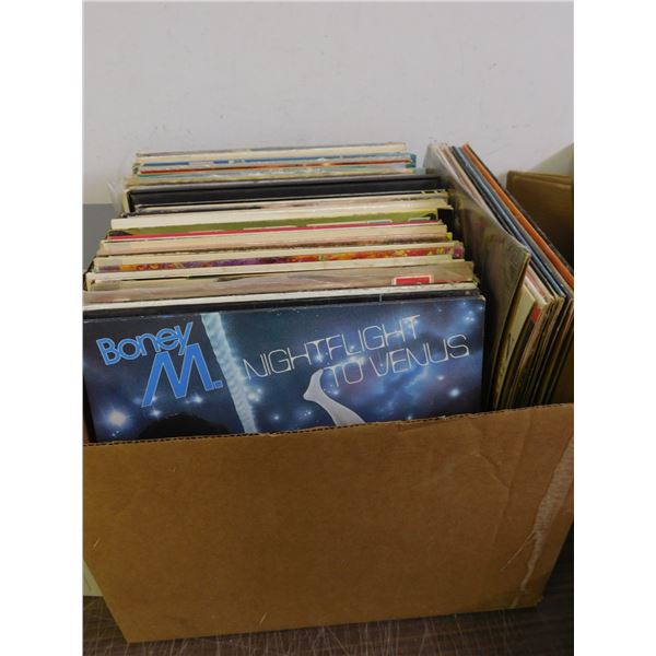 Large Box of approx 80 Easy Listenig Records LPs
