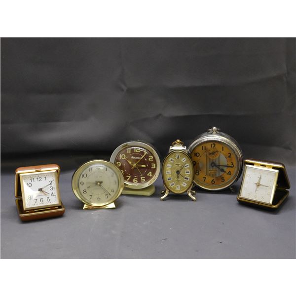 Lot of 6 Vintage Desk Clocks / Travel Clocks Westclox, Baby Ben, Advance, Sabre UV Reactive