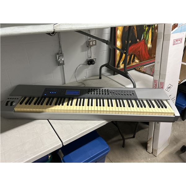 Electronic Keyboard M Audio Key Station Pro 88