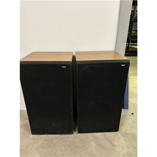 RCA SPK 380T Floor Speakers 3 Way Speaker System