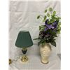 Image 2 : Lot of 2 Green and Gold Tone Table Lamp and Vase with Faux Flowers