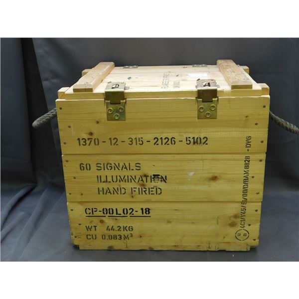 Canadian Forces Parachute Flare Carrying Case