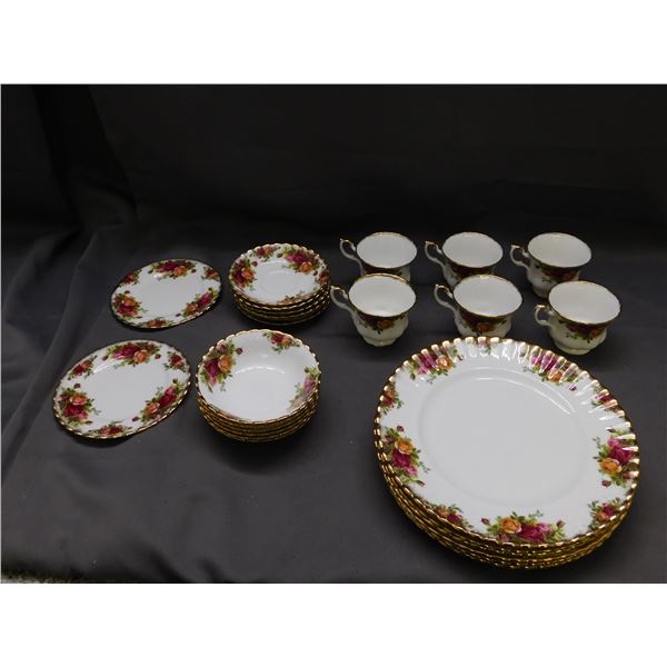 Royal Albert Old Country Roses 6 Person Place Setting Dinner, Dessert, Cups, Saucers + 2 Plates