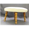 Image 2 : Wood and White Vinyl Upholstered Foot Stool