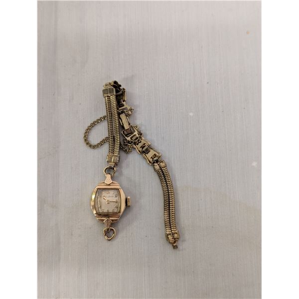 Bulova Mechanical Ladies Watch Works Circa 1940s