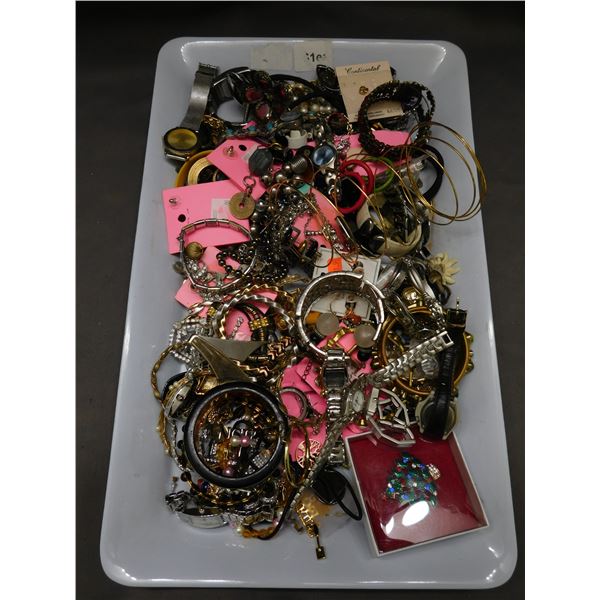 Tray of Vintage Costume Jewelry