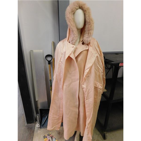 Vintage Size L Pink Wool Lundstrom Winter Trench Coat with Windbreaker Liner