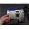 Image 2 : Lot of 3 Cameras SONY Digital Still Camera DSC-F505V, Samsung ES67, Samsung Maxima 60 XL