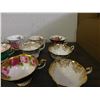 Image 3 : Lot of 16 Royal Albert Teacups plus some extra pieces