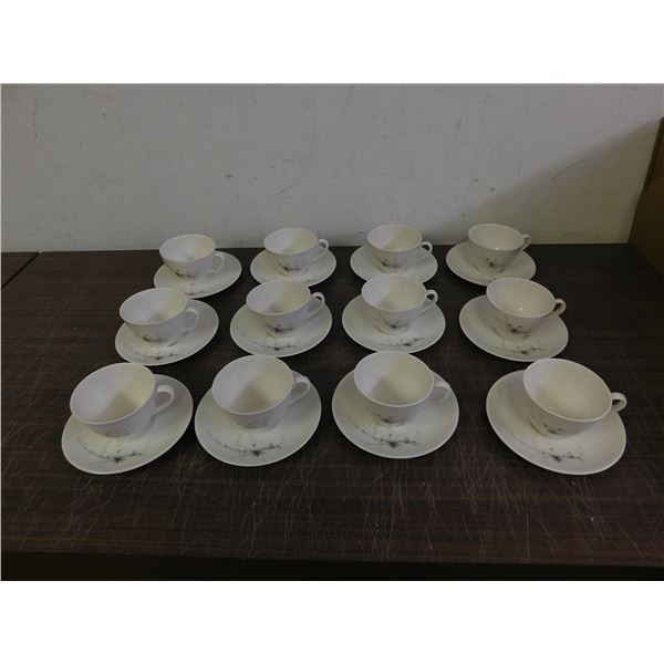 Set of 12 Royal Doulton Cups and Saucers Greenbrier