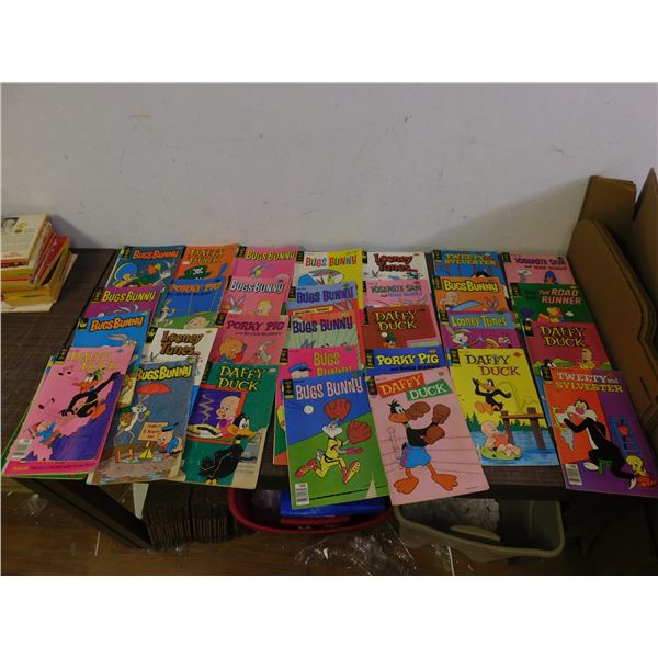 Lot of approx 35 Gold Key Whitman Looney Tunes Comics Bugs Bunny Daffy Duck Etc