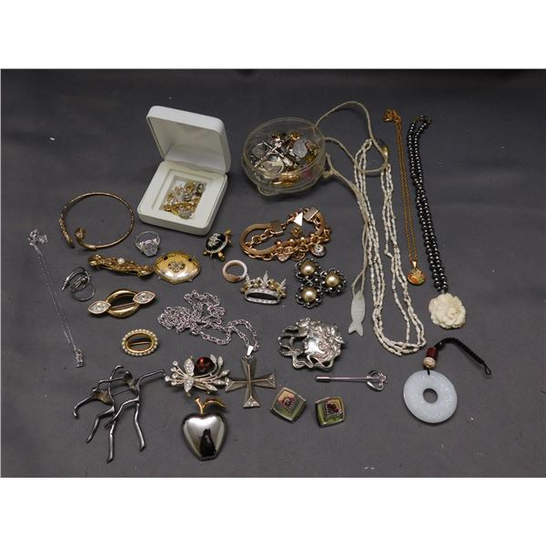 Lot of Vintage Costume Jewelry Some Marked some Silver 925