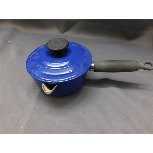 Le Creuset Cast Iron Sauce Pan with Lid Blue w Wooden Handle Made in France 1.4 14 072 314 US