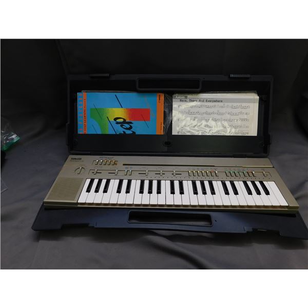 Yamaha PortaSound Keyboard PC-100 Playcard System with Case