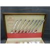 Image 3 : Rogers "Flirtation" Silverplate Flatware Cutlery Set in Box