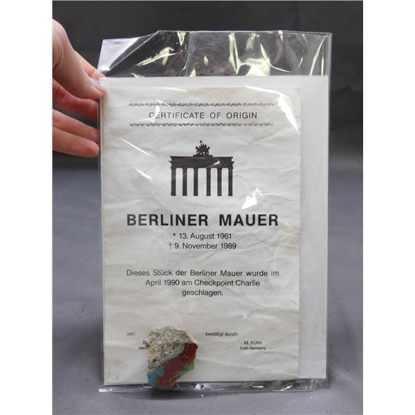 Berlin Mauer Chunk of Berlin Wall with COA