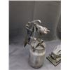 Image 4 : Lot of Air Powered Tools Sprayer, Polisher / Grinder, Palm Sander
