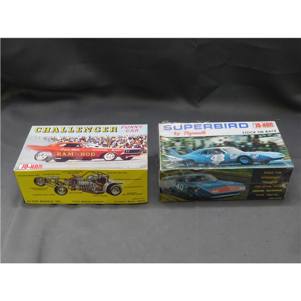 Lot of 2 Challenger Funny Car and Superbird JO-HAN Plymouth Model Kits 1/25 Scale