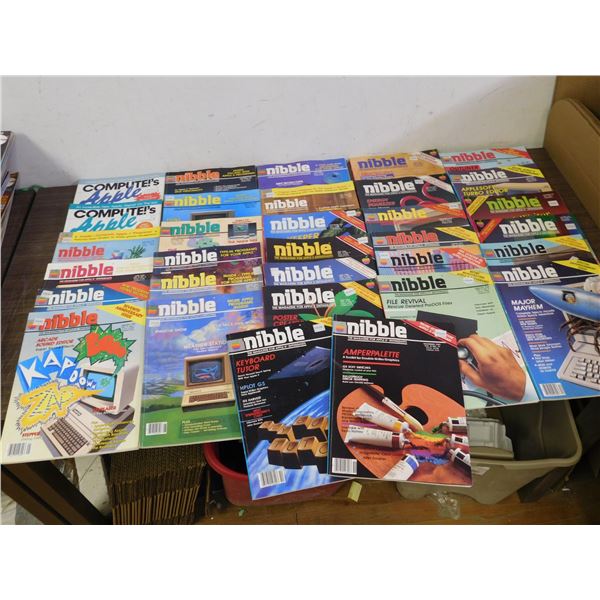 Vintage Apple Macintosh nibble Magazines Computer magazines circa 1980s