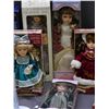 Image 3 : Lot of 8 Porcelain Dolls NOS, 2 Stands