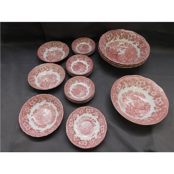 Lot of 24pcs Woodland Unicorn Tableware Made in England Fine Bone China Red Pattern