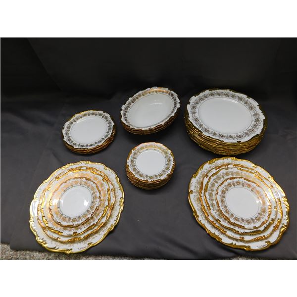 Lot of 34pcs Coalport "Hazelton" Assorted Plates Fine Bone China
