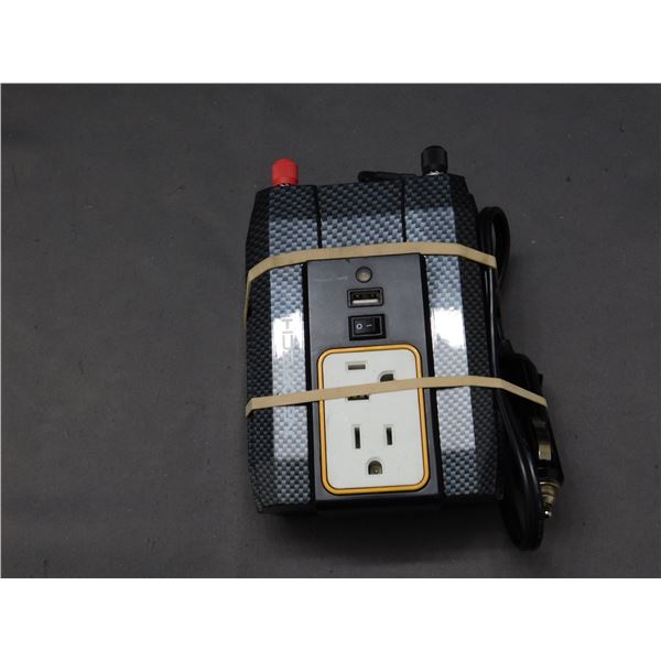 Nexxtech Model  2218179 Car Plug In Power Bank