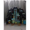 Image 2 : Large Batman Pull-Open Toy Batcave Playset