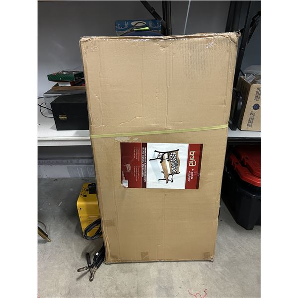 Bond Bench Cast Iron with Bamboo Design NOS Garden Bench