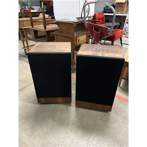 Pair of Floor Speakers