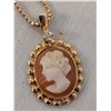 Image 4 : 14k Cameo Pendant and 14k Gold Chain