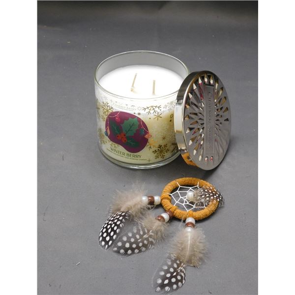 Winter Berry Brand New Candle & Mini Dream Catcher