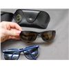 Image 6 : 3 Pairs of Sunglasses Ray Ban w Cases and Vuarnet