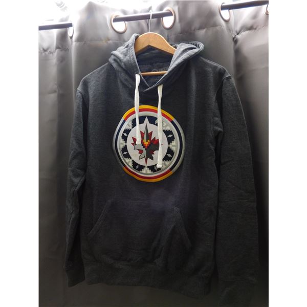 Winnipeg Jets Indigenous Logo Pullover Hoodie Size M