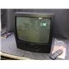 Image 3 : Toshiba TV VCR Combination w Remote, Box, Paperwork MV19N2C