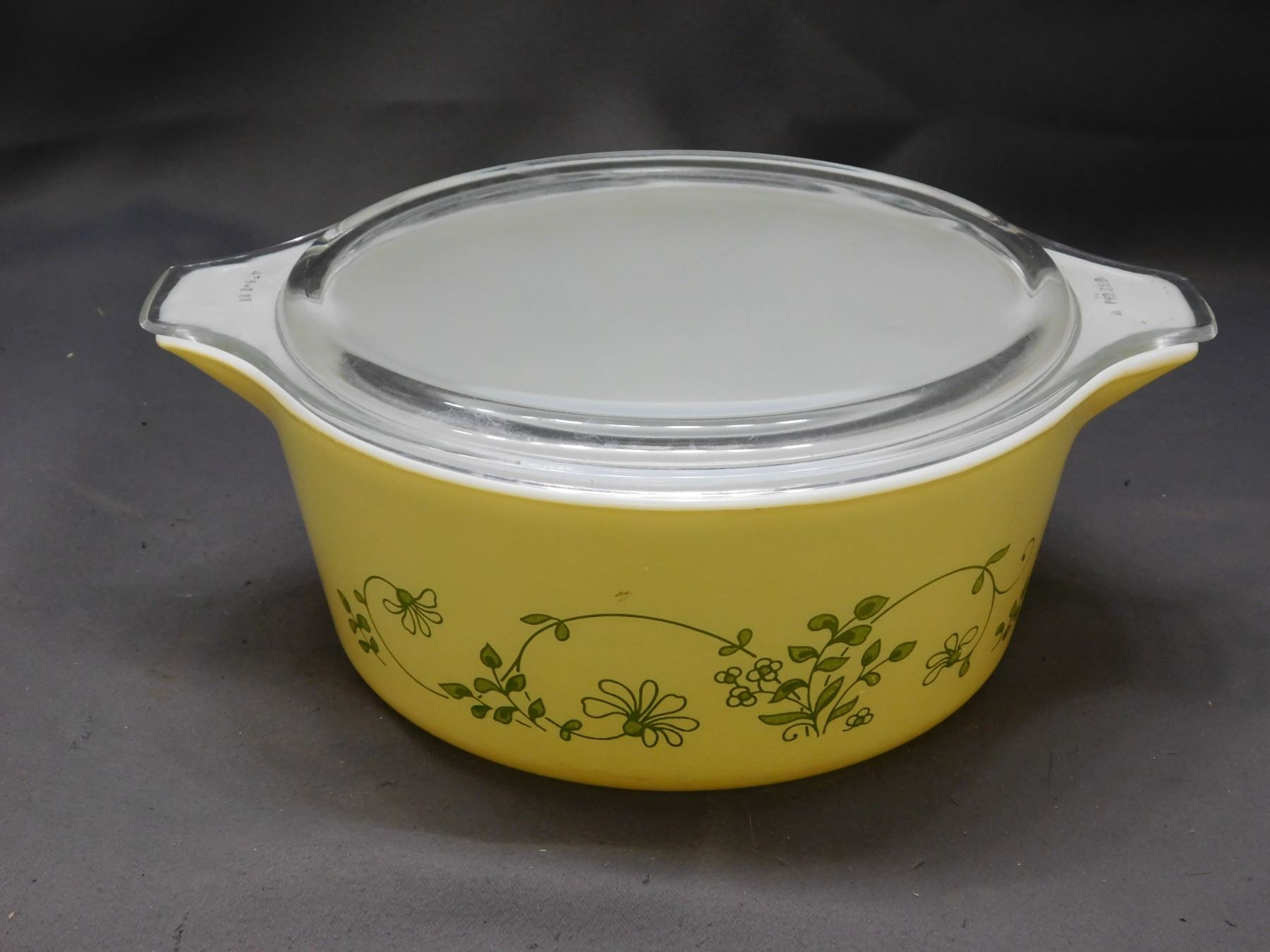 Pyrex Casserole Dish 475 Spring Blossom