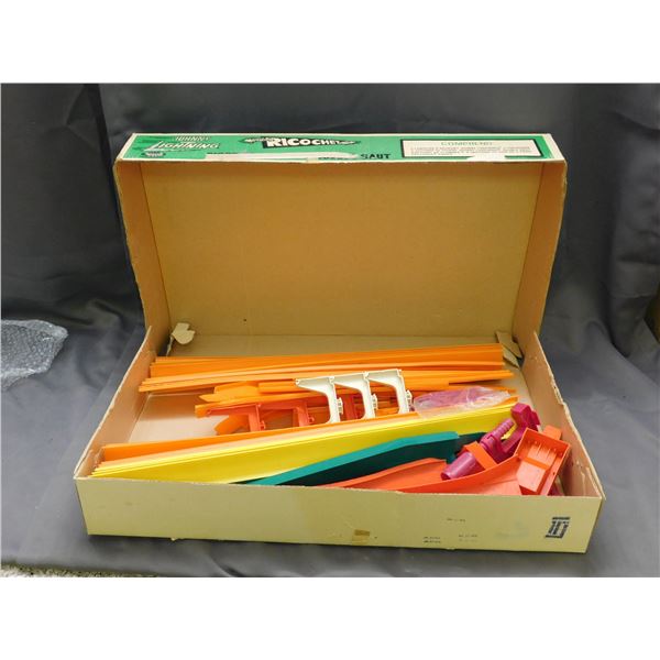 1969 Hot Wheels Track and Parts in Johnny Lightning Box