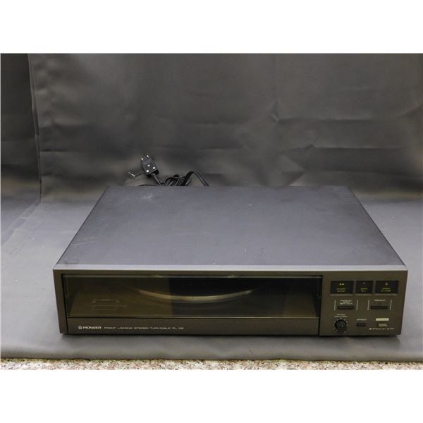 Pioneer Front Loading Stereo Turntable PL-05