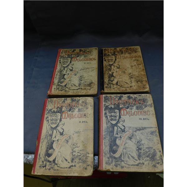 Lot of 4 1890s Danmarks Melodibog for Piano Books