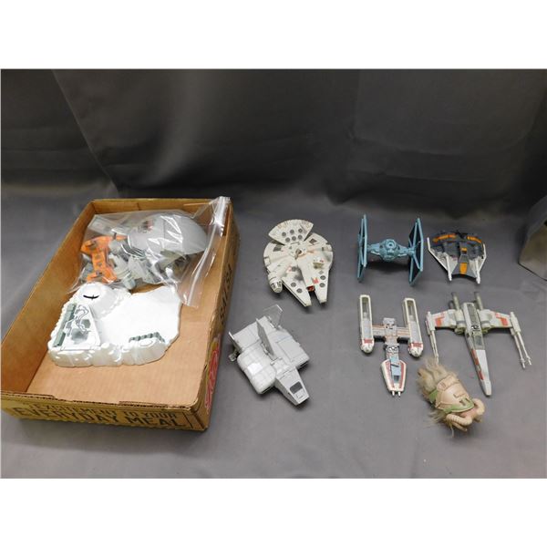 Vintage Star Wars LFL 1996 Micro Machines? Mini Figures & Ships / Vehicles