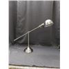 Image 3 : Adjustable Metal Office Table Lamp *works*