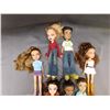 Image 3 : Lot of 7 Bratz Dolls & extra pair of shoes