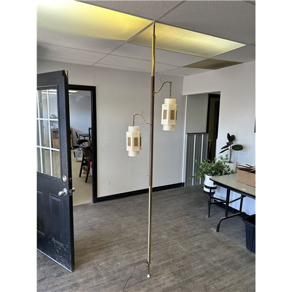 Vintage MCM Mid Century Modern Pole Lamp *works complete*