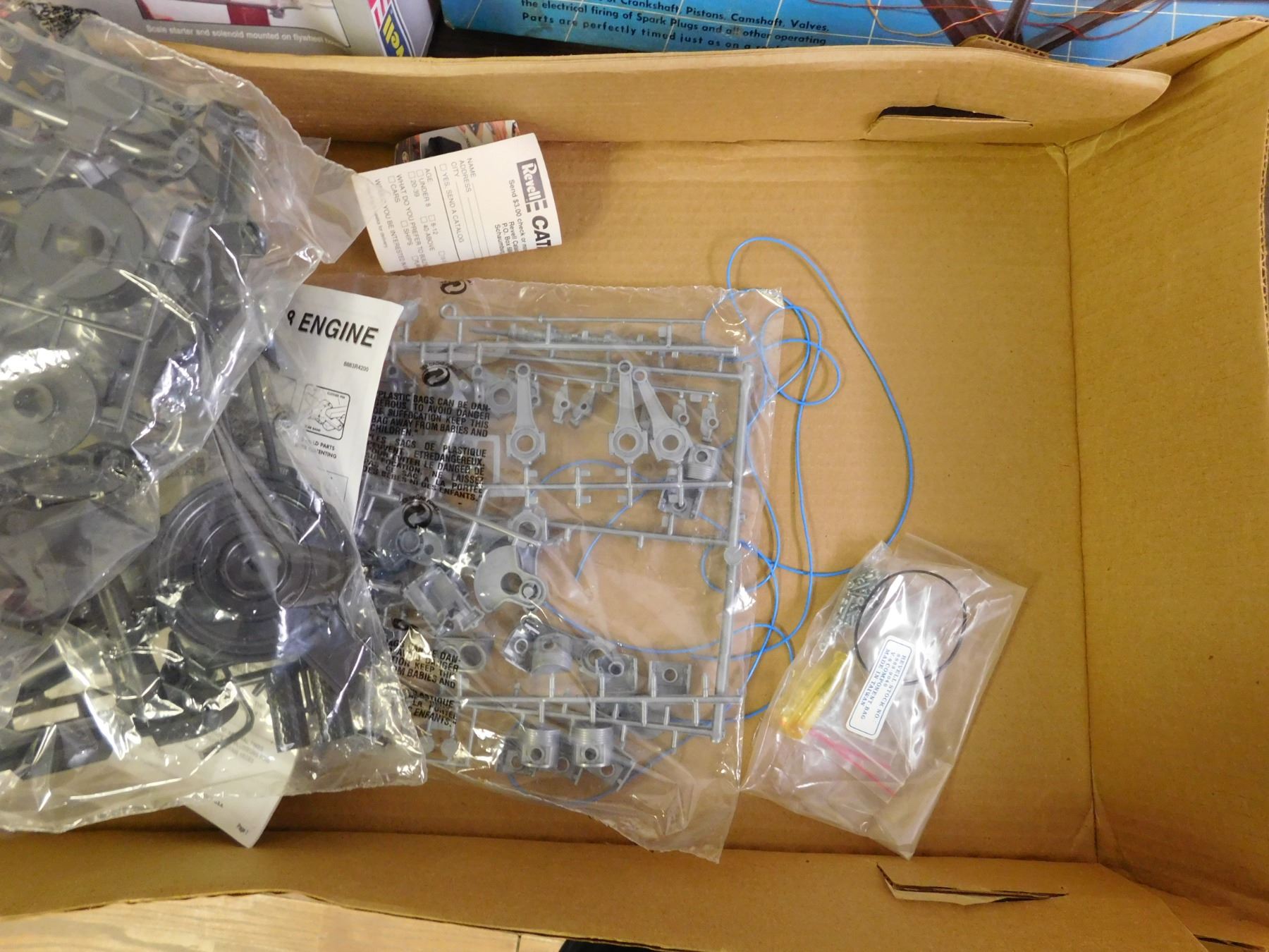 Renwall Revell 1/4 Scale Visible V8 Engine and Renwall Visible V8 Box