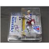 Image 1 : WAYNE GRETZKY - NEW YORK RANGERS LEGENDS 3 - 6" NHL McFARLANE HOCKEY FIGURE