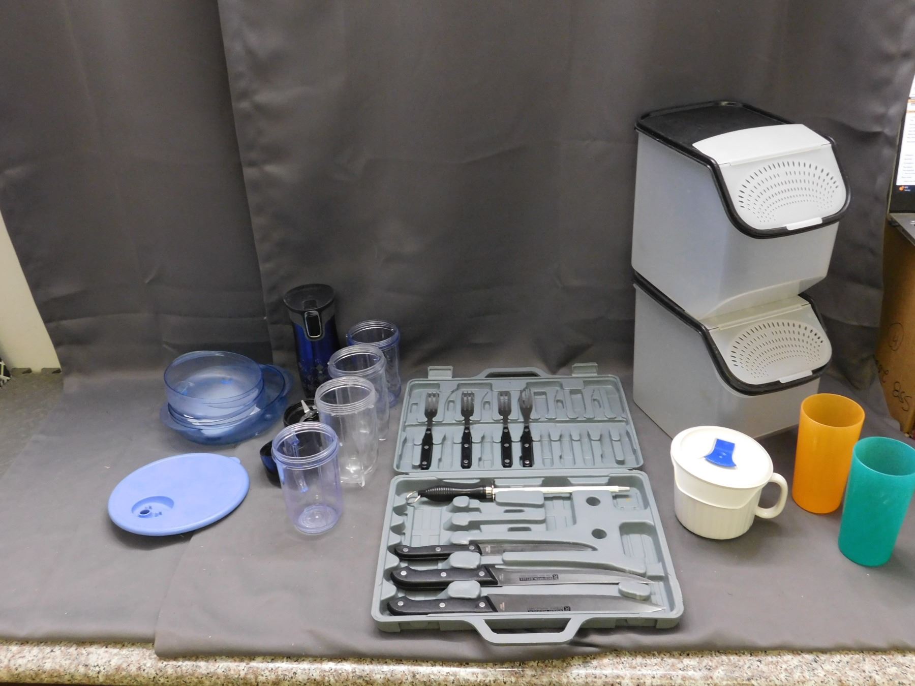 Lot of Assorted Kitchen Items Cutlery, Food Storage, Containers, Bullet ...